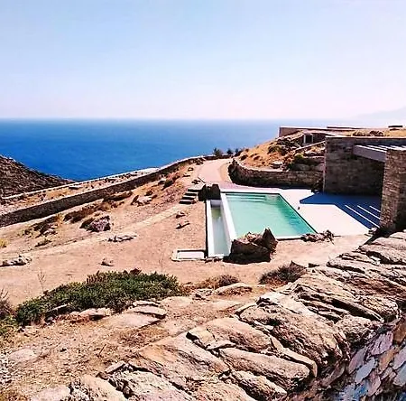 Private Five Br Luxury Peaceful Mylo W Two Pools Close To Mylopotas Beach Villa